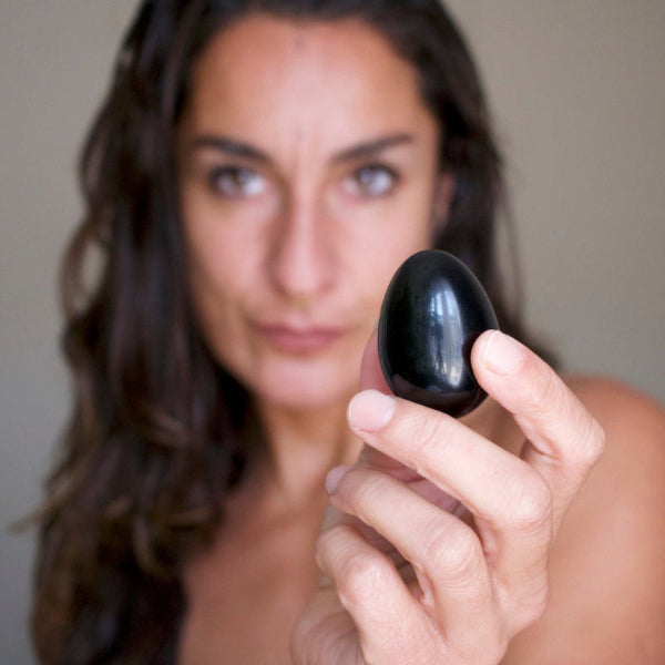 BLACK OBSIDIAN YONI EGG