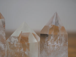 Crystal Healing Natural Quartz Crystal Point